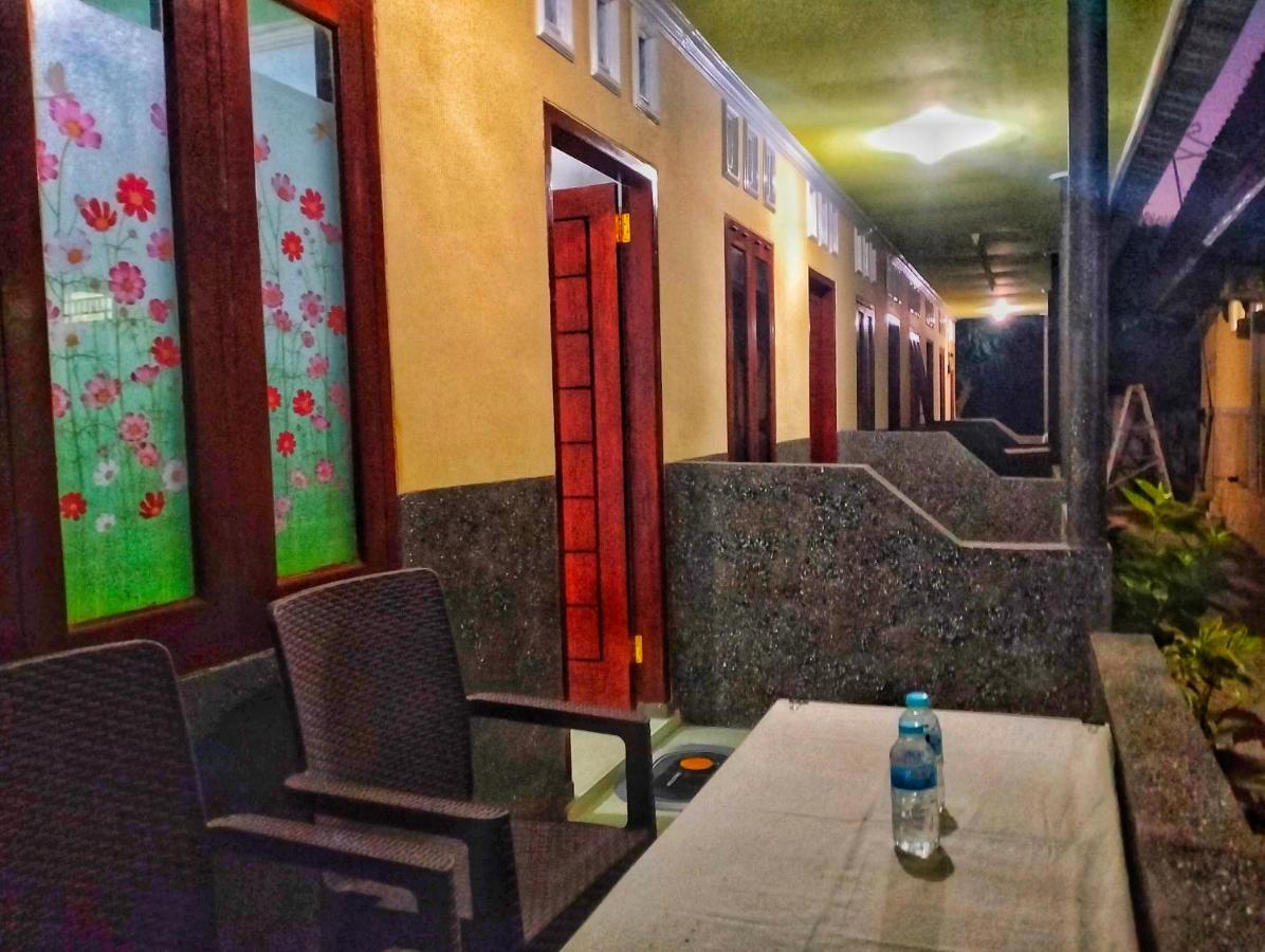 Mango Homestay Sekotong Luaran gambar